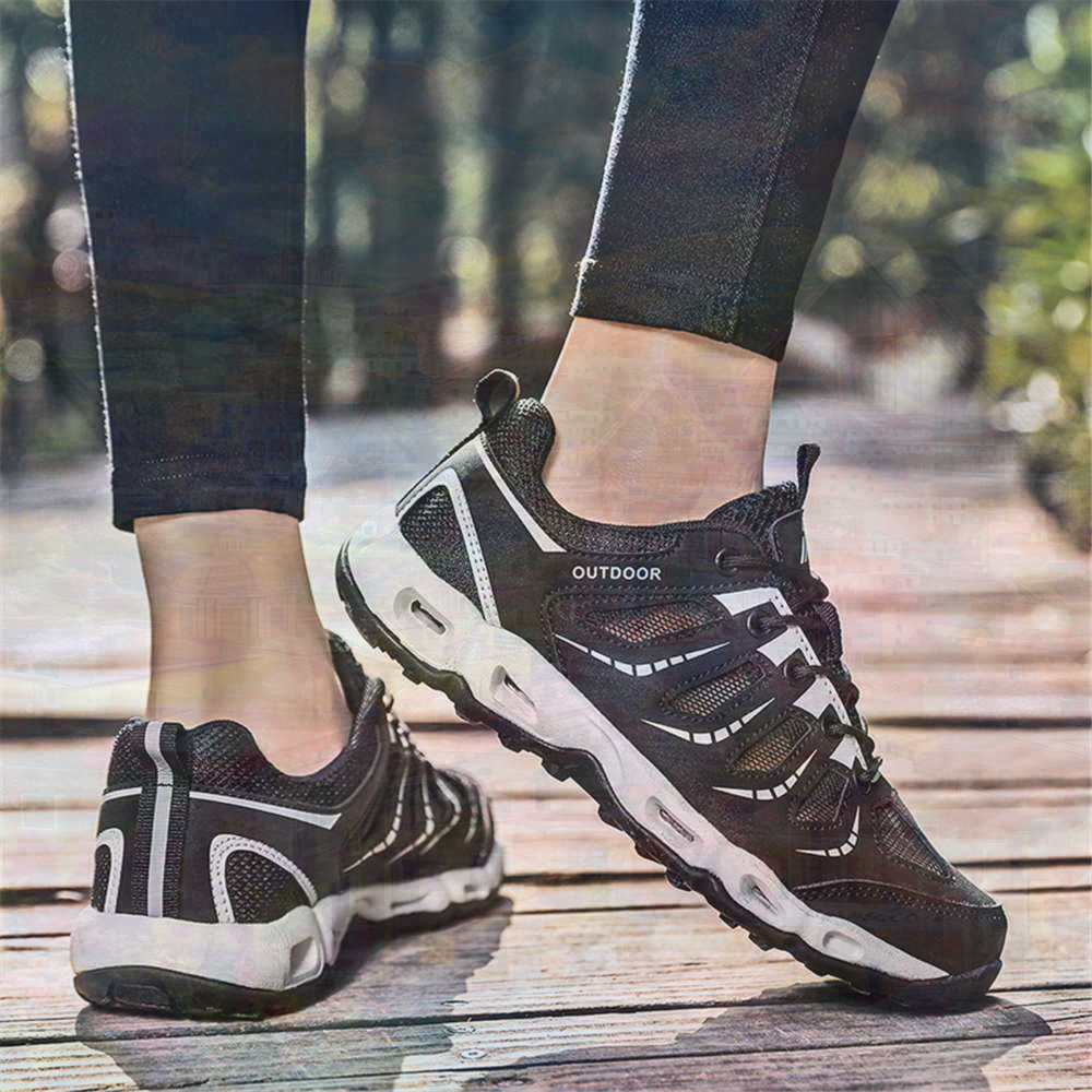 Sumer Round Tip Silver Sneaker – Best Vintage Collectible Items Bewertung und Preis