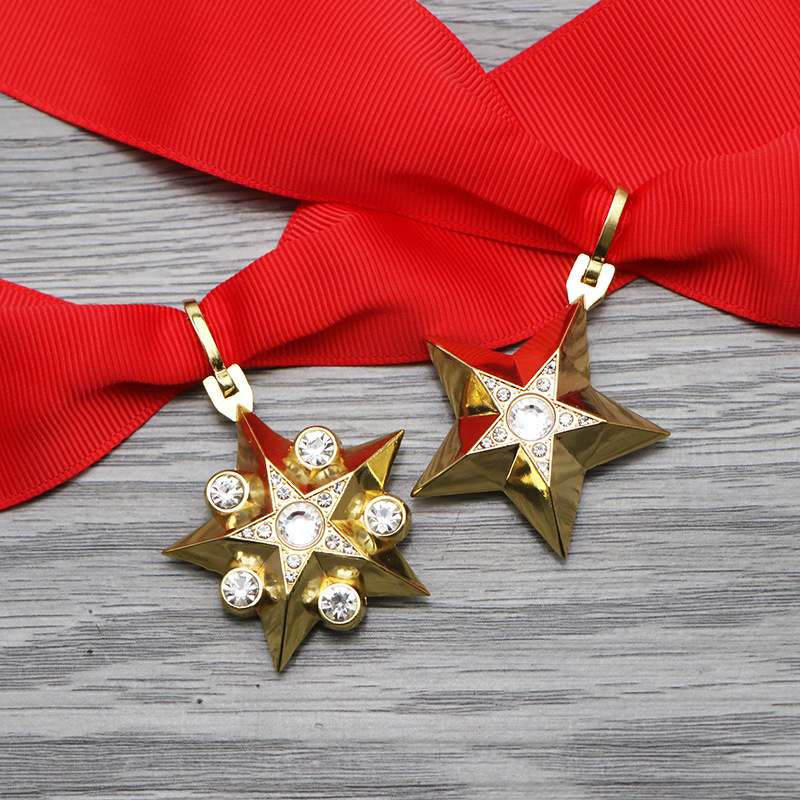 Marshal Star Medal Replica - S – Vintage Star Wars Collectible Bewertung und Preis