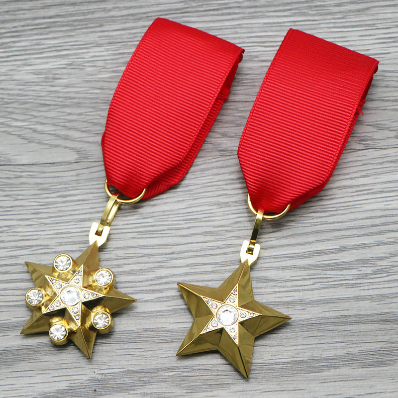 Marshal Star Medal Replica - S – Vintage Star Wars Collectible Bewertung und Preis